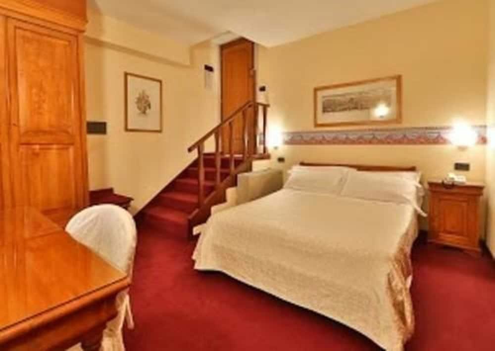 Ih Hotels Firenze Select Eksteriør bilde