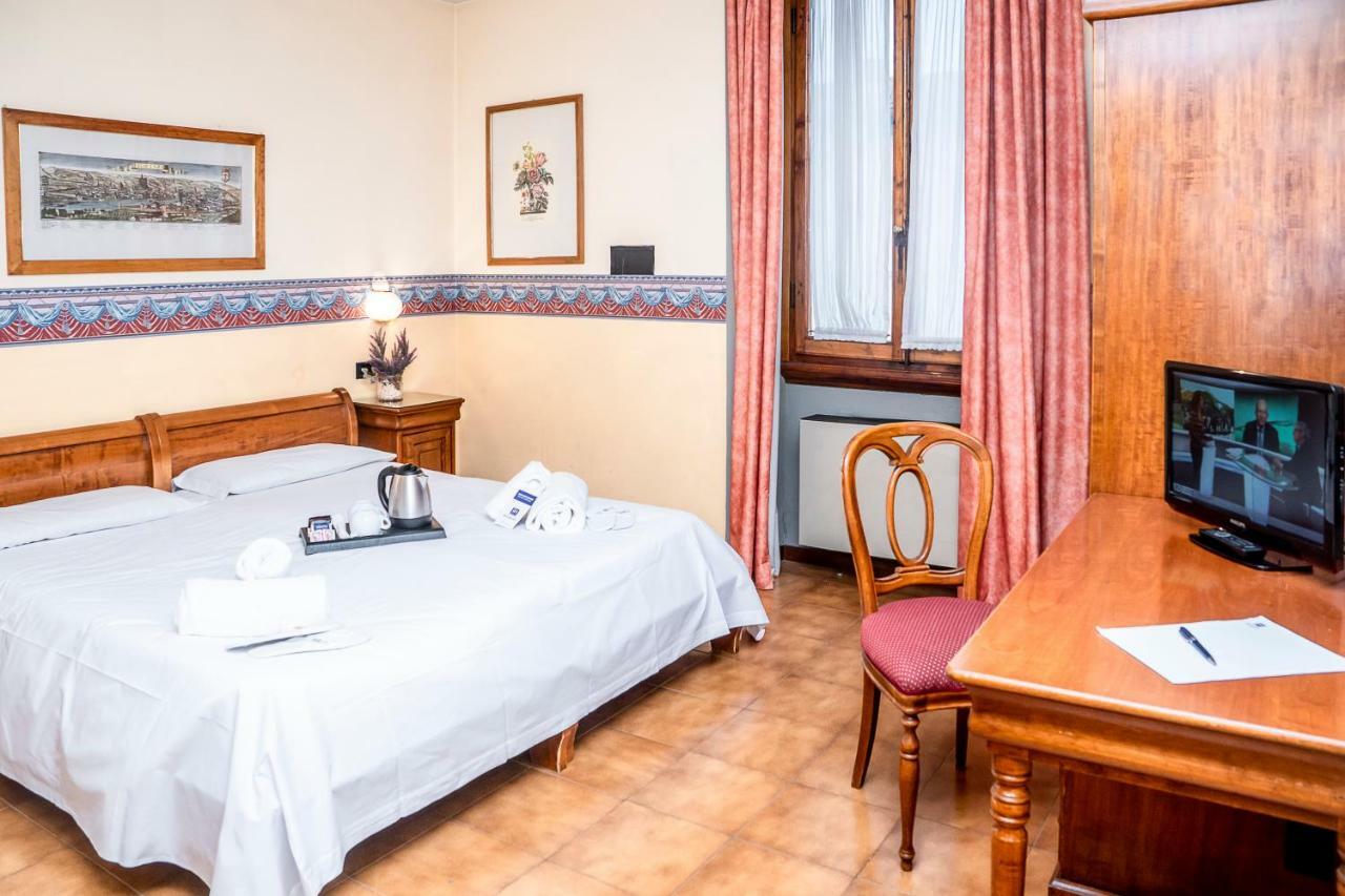 Ih Hotels Firenze Select Eksteriør bilde