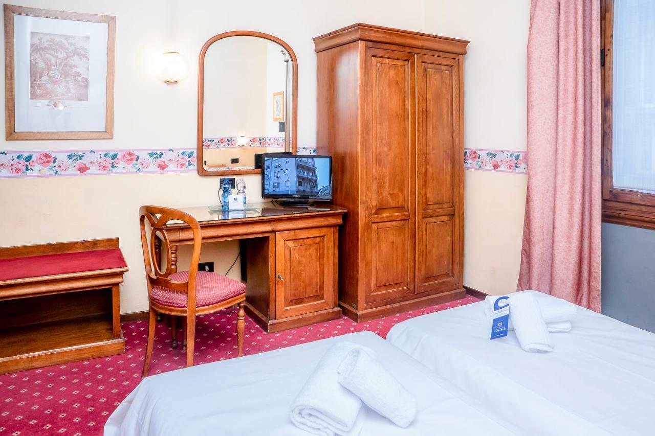 Ih Hotels Firenze Select Eksteriør bilde