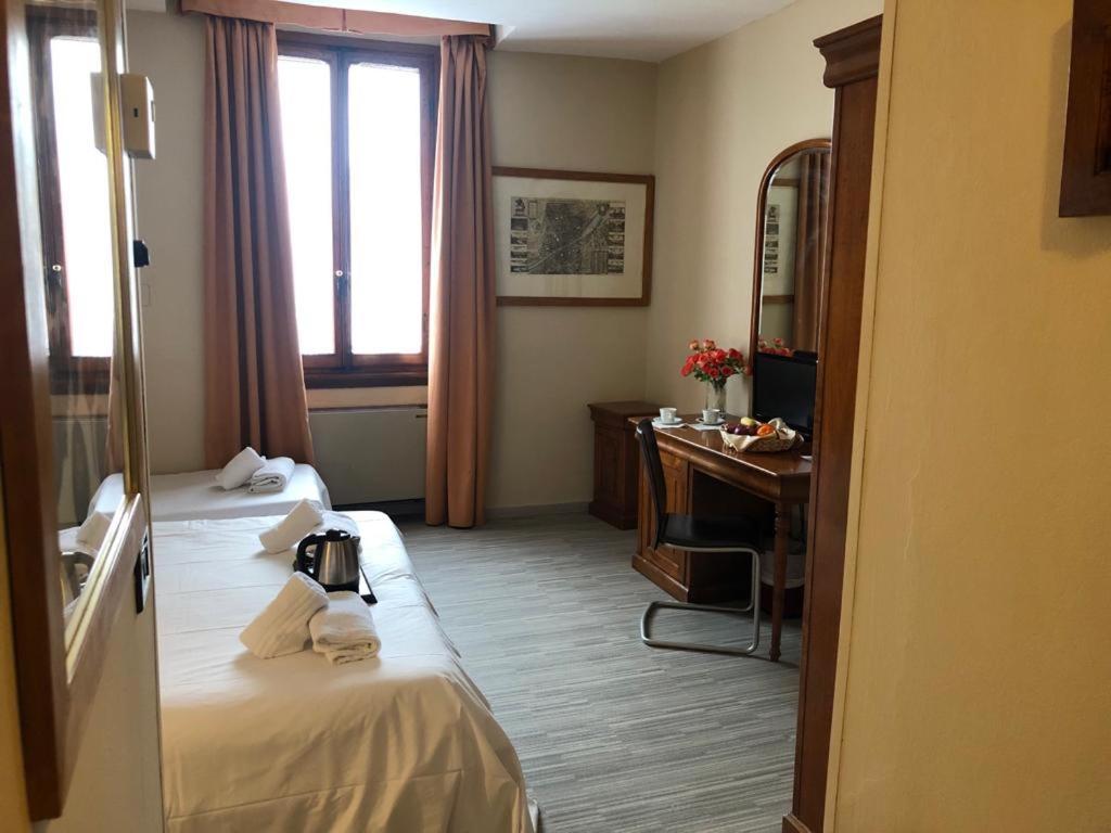 Ih Hotels Firenze Select Eksteriør bilde